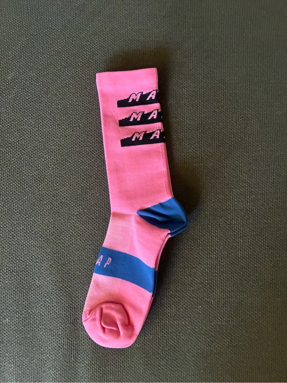 Maap cycling socks - pink unisex